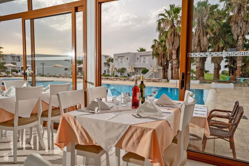 Delfina Tropic Beach Paralia Kourna Kültér fotó