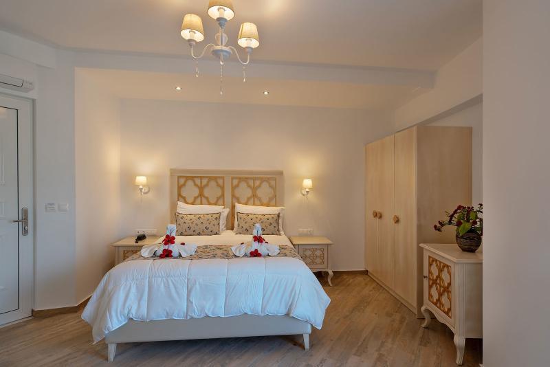 Delfina Tropic Beach Paralia Kourna Kültér fotó