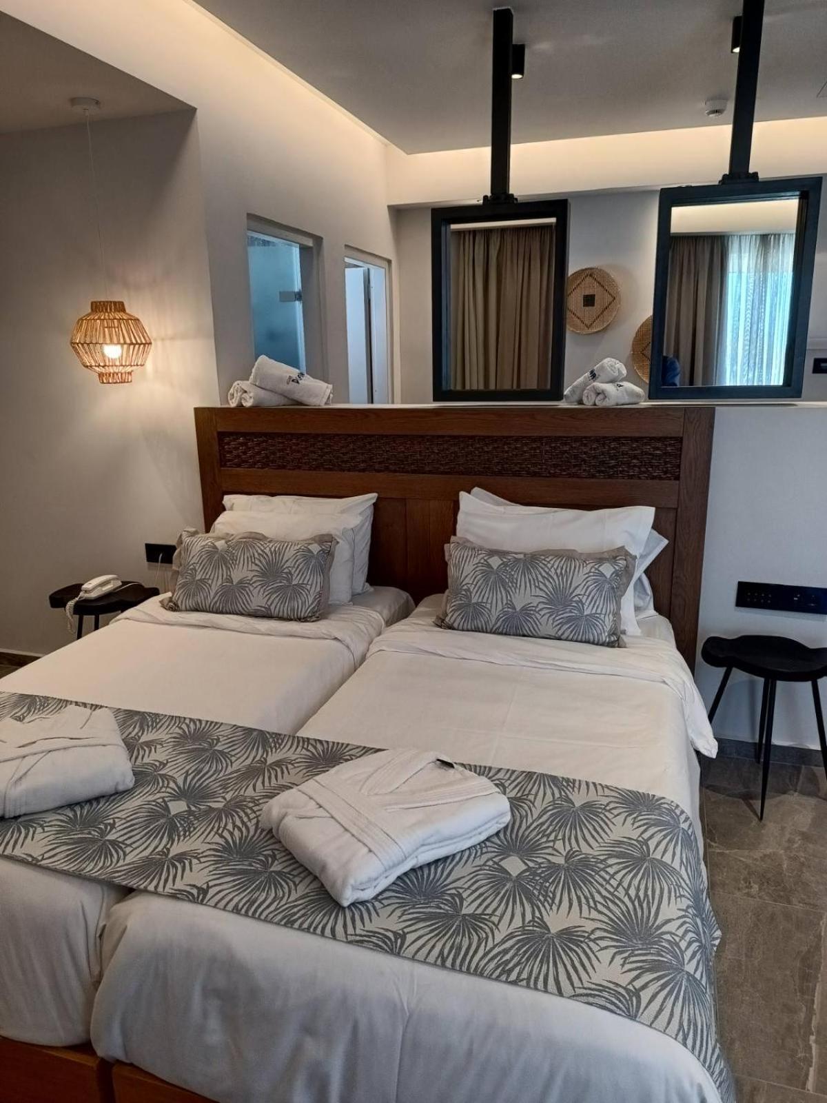 Delfina Tropic Beach Paralia Kourna Kültér fotó