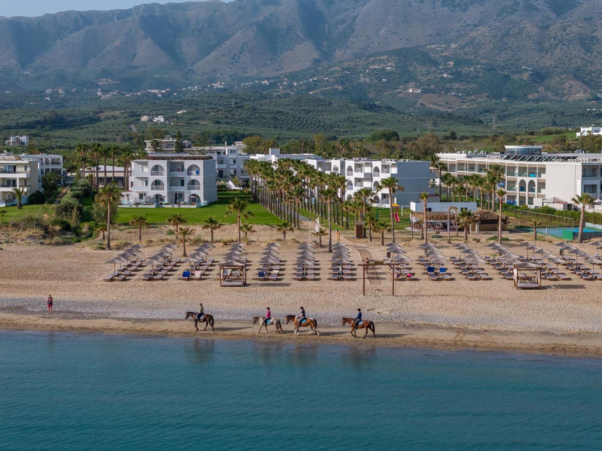 Delfina Tropic Beach Paralia Kourna Kültér fotó