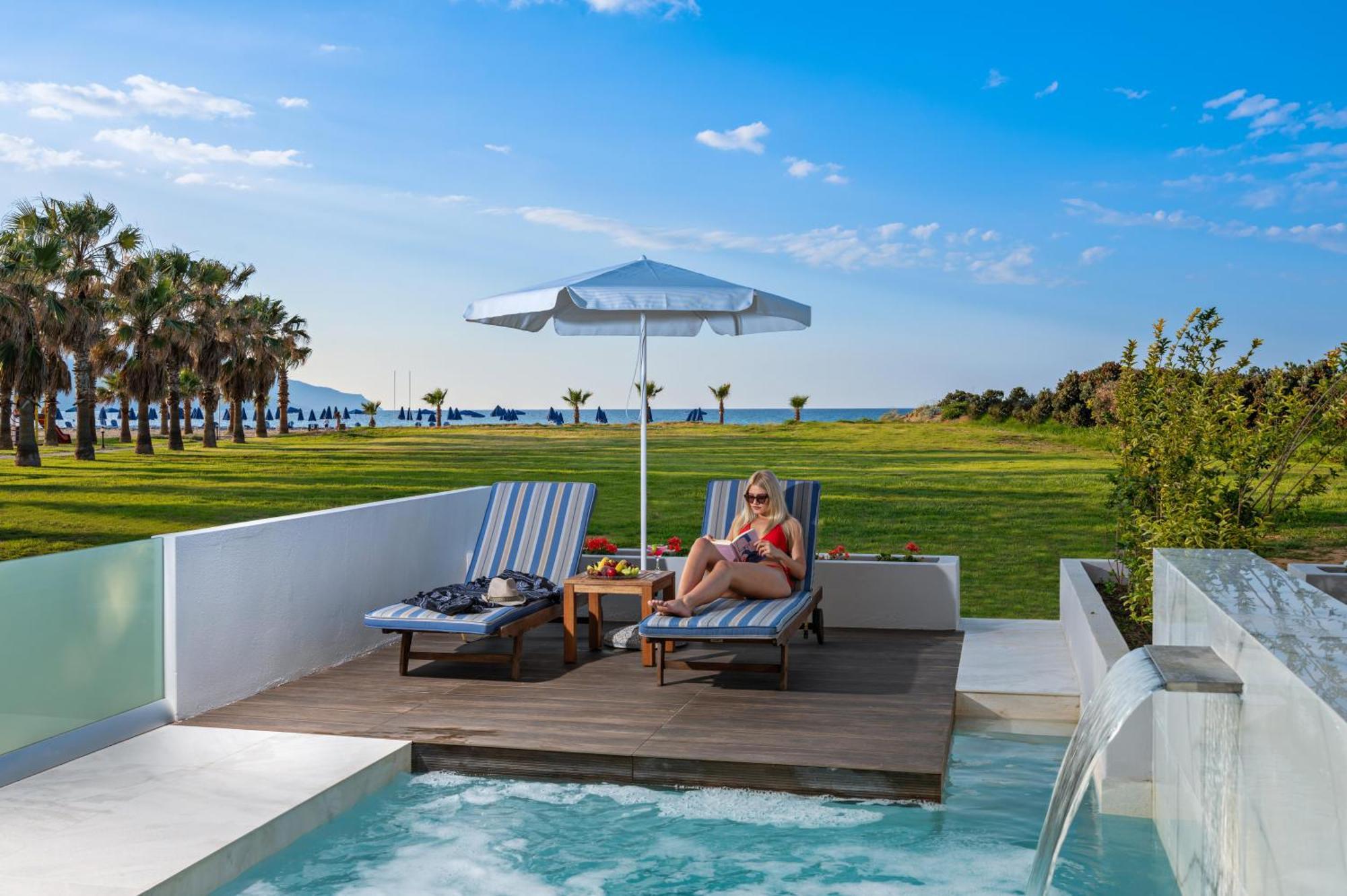 Delfina Tropic Beach Paralia Kourna Kültér fotó